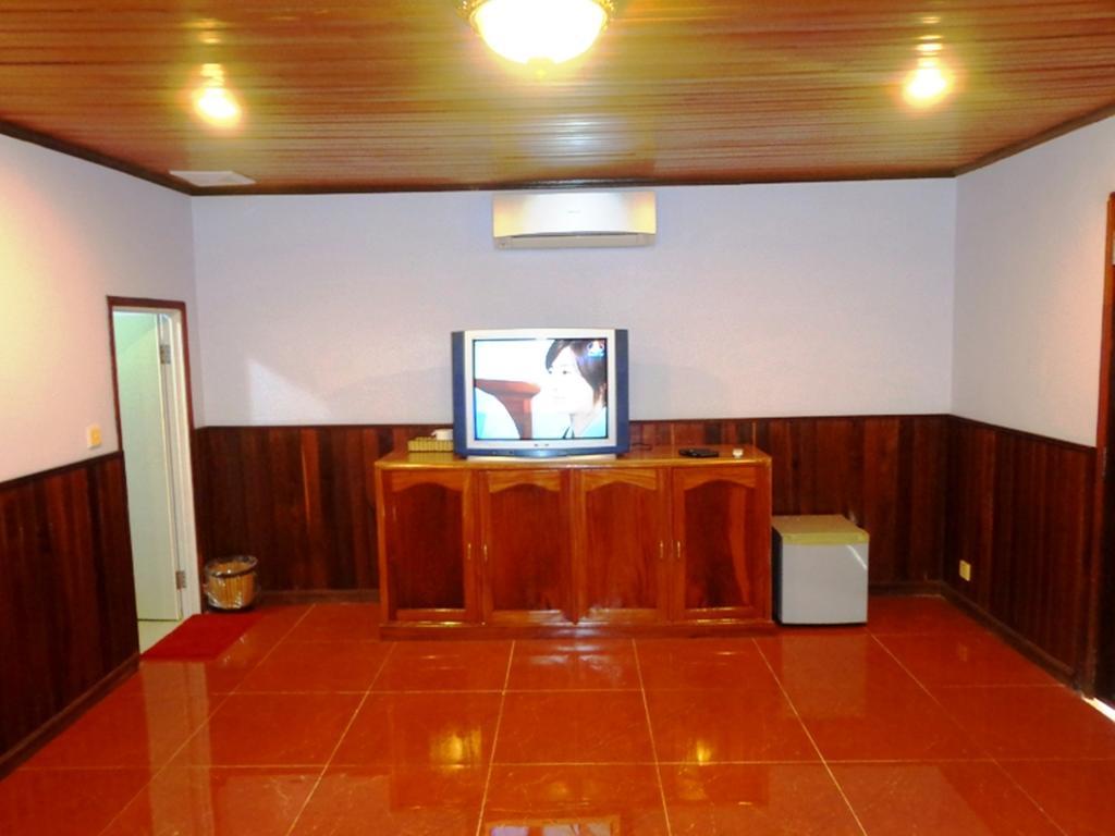 Borey Bokor Guesthouse Kampot Room photo