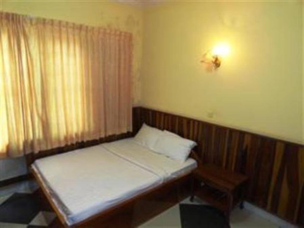 Borey Bokor Guesthouse Kampot Room photo