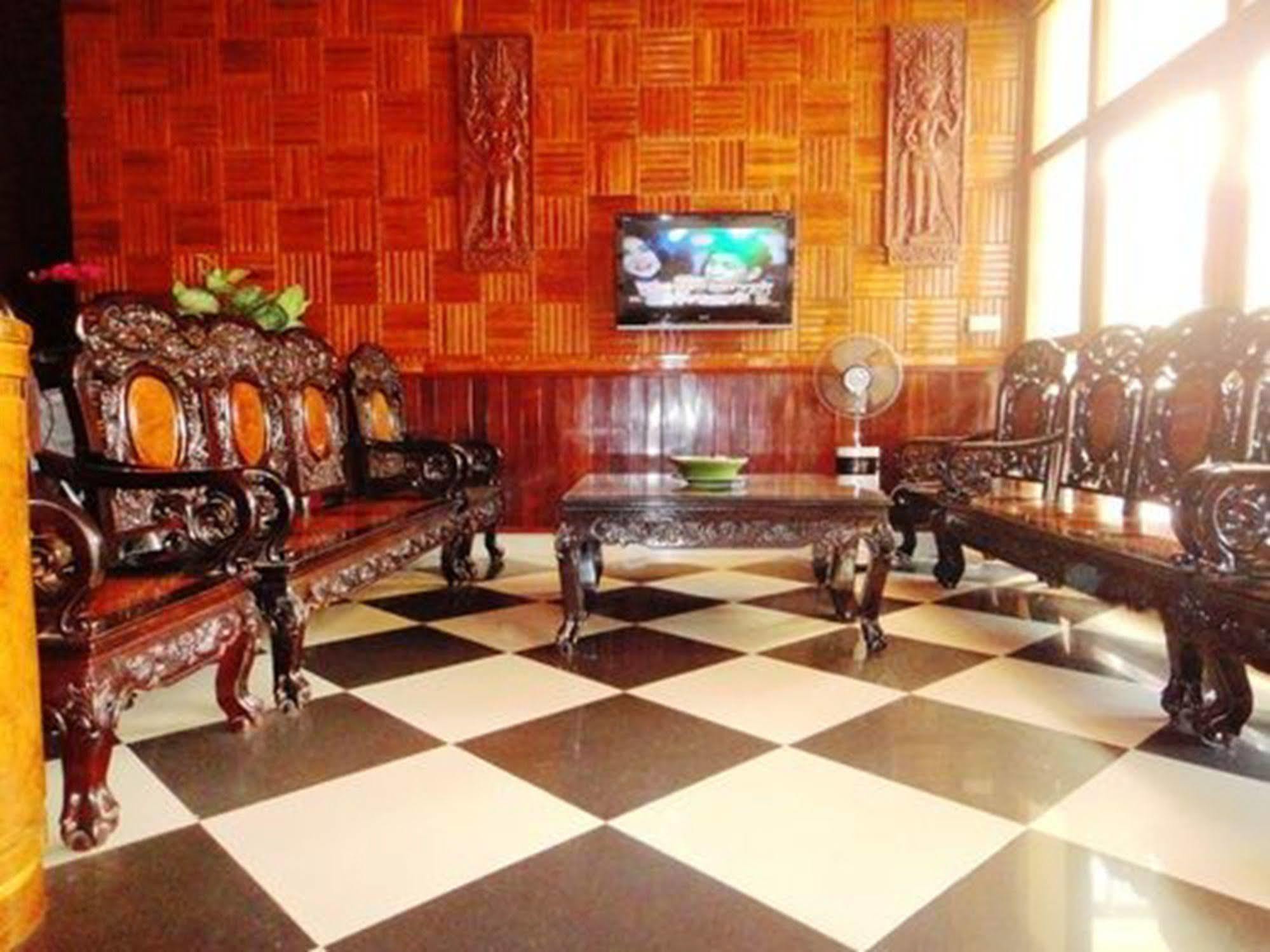 Borey Bokor Guesthouse Kampot Exterior photo
