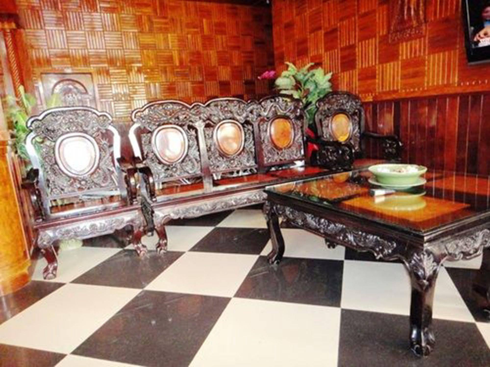 Borey Bokor Guesthouse Kampot Exterior photo
