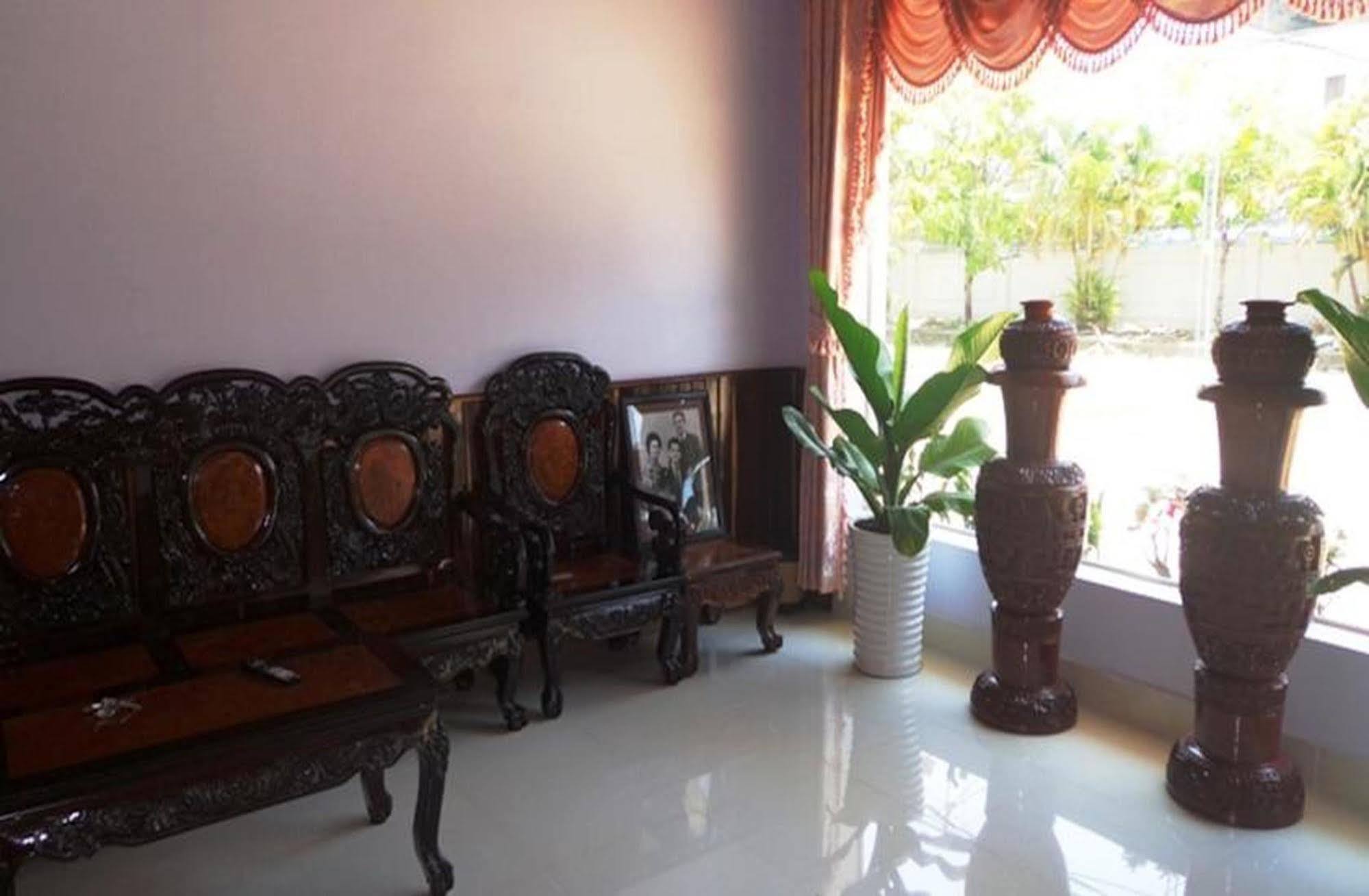 Borey Bokor Guesthouse Kampot Exterior photo